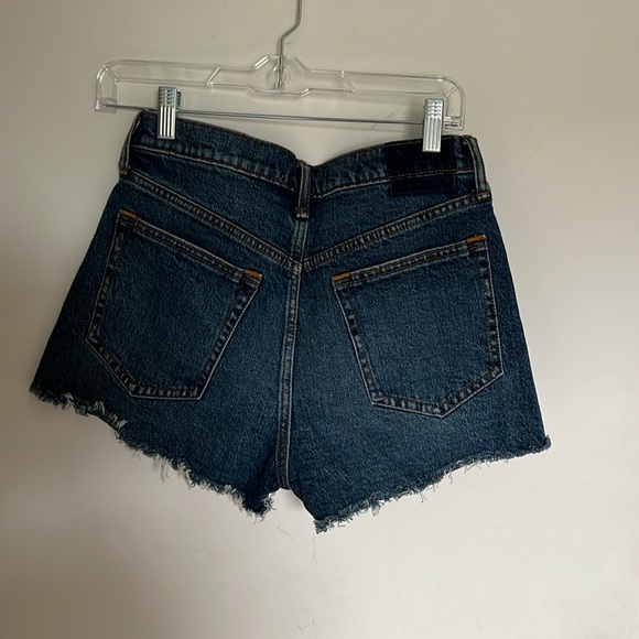 Abercrombie the mom short high rise - Picture 4 of 6